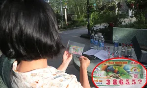 Đủ căn cứ trả thưởng vé độc đắc hai tỷ đồng bị rách vì cơn mưa? Đủ căn cứ trả thưởng vé độc đắc hai tỷ đồng bị rách vì cơn mưa?