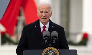 Ông Biden đối mặt hệ quả từ lệnh ân xá cho con trai