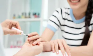 Người chăm sóc nail nên tiêm vaccine gì để phòng viêm phổi? Người chăm sóc nail nên tiêm vaccine gì để phòng viêm phổi?