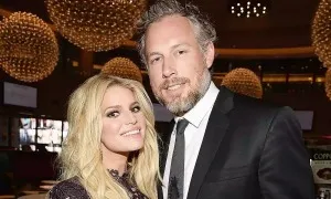 Jessica Simpson ly thân Jessica Simpson ly thân