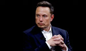 Elon Musk bị kiện vì chậm công bố thông tin Elon Musk bị kiện vì chậm công bố thông tin