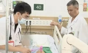 Tiêm botox làm đẹp, hai phụ nữ liệt toàn thân Tiêm botox làm đẹp, hai phụ nữ liệt toàn thân