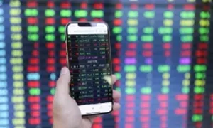 VN-Index sẽ ra sao sau khi thủng mốc 1.600 điểm?